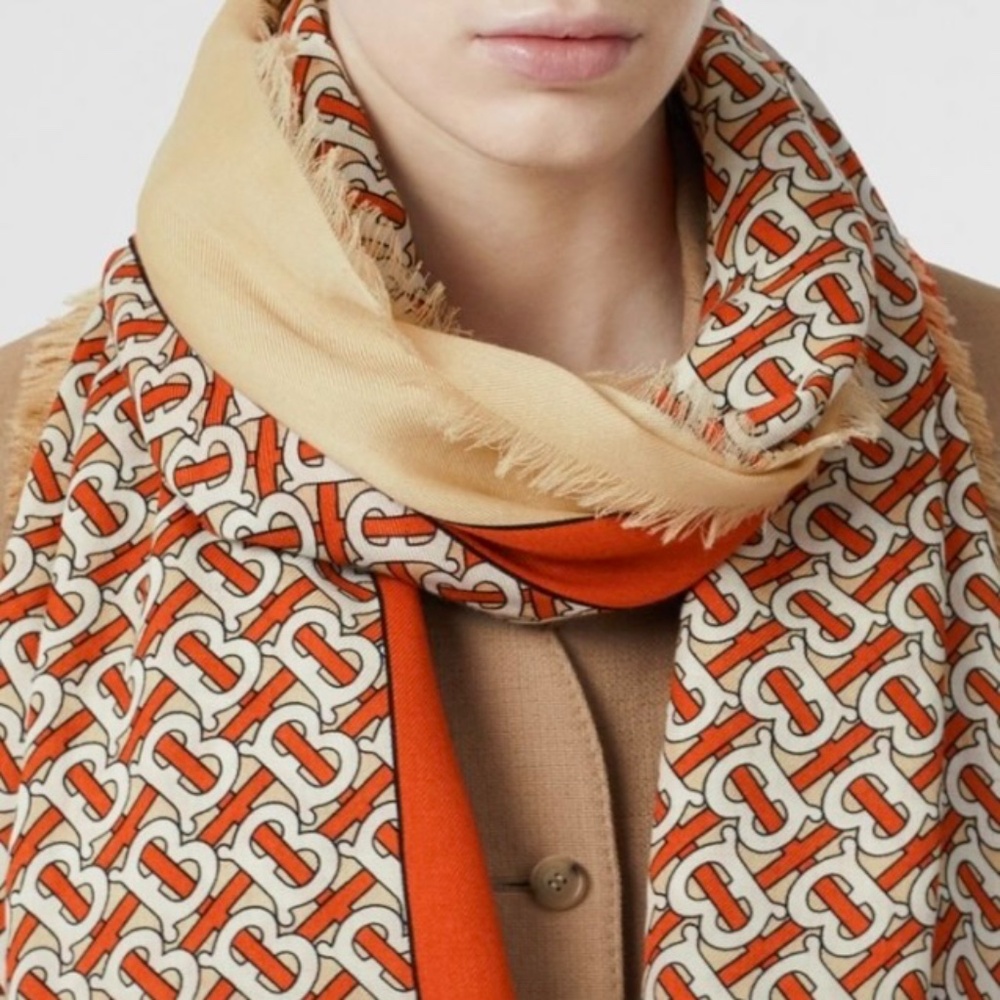 Burberry Monogram Print Leight Weight 100% Cashmere scarf